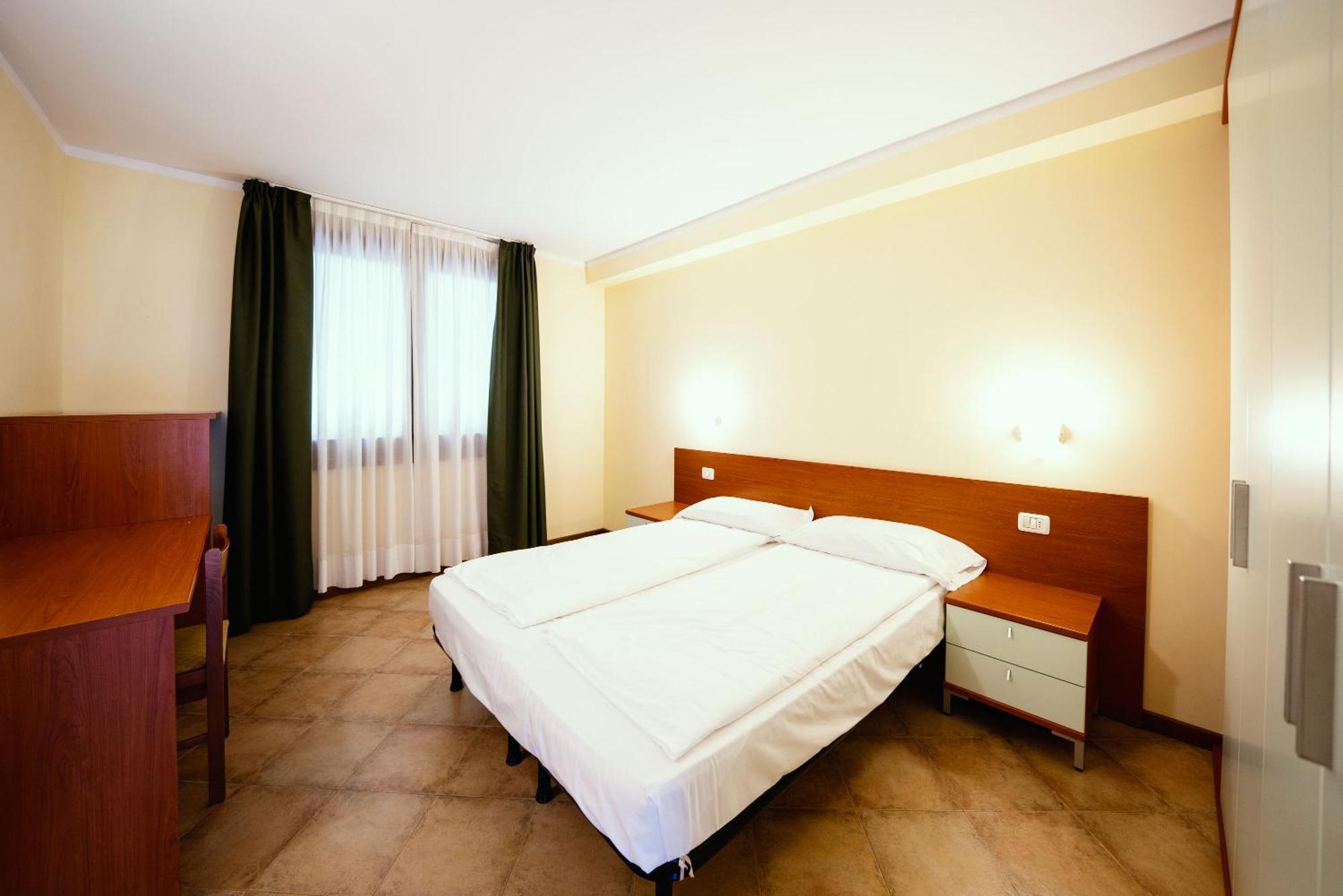 Hotel Residence Campi Tremosine Habitación foto