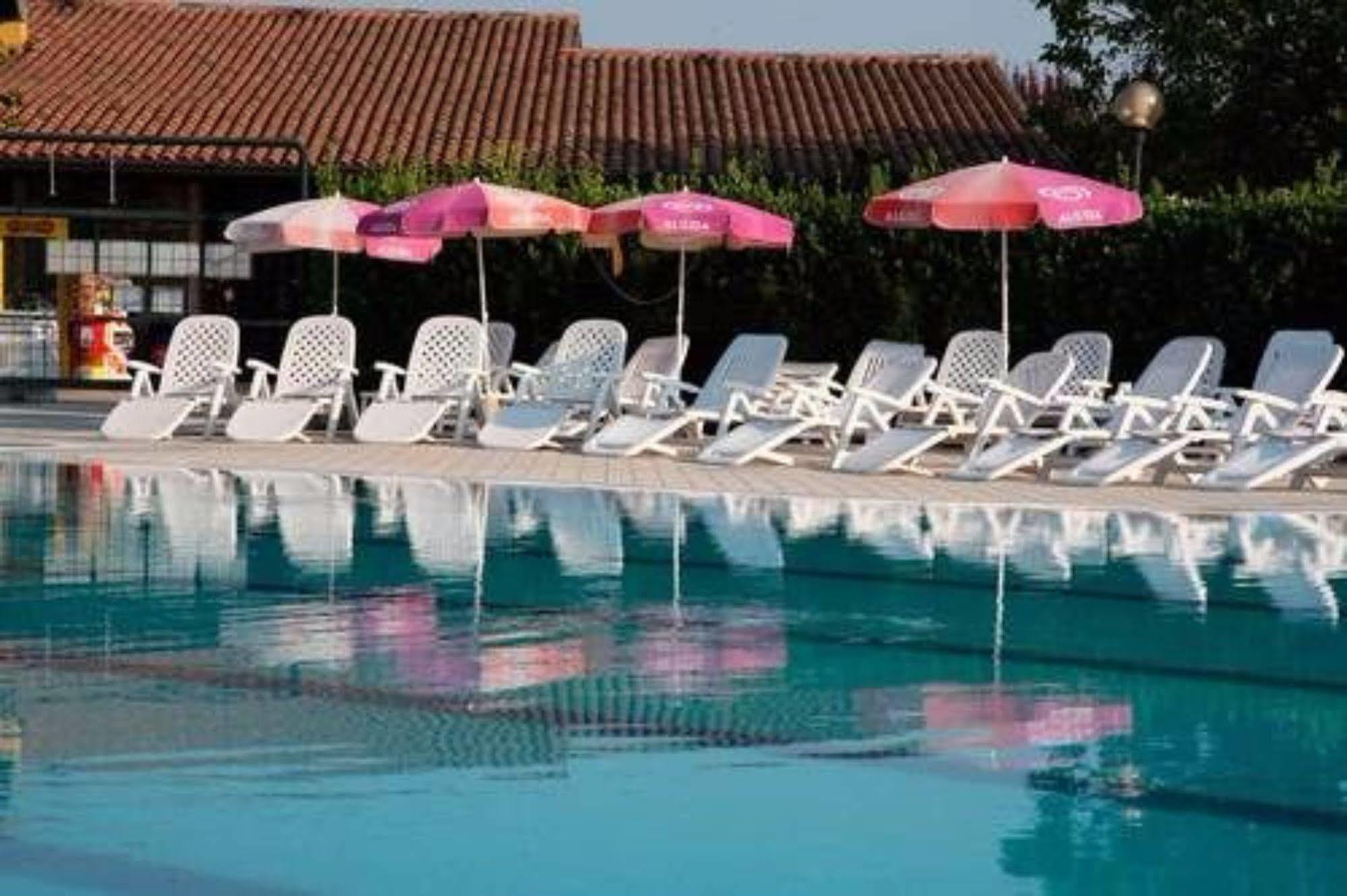 Hotel Residence Campi Tremosine Exterior foto